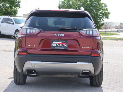 Used 2019 Jeep Cherokee Limited image 10