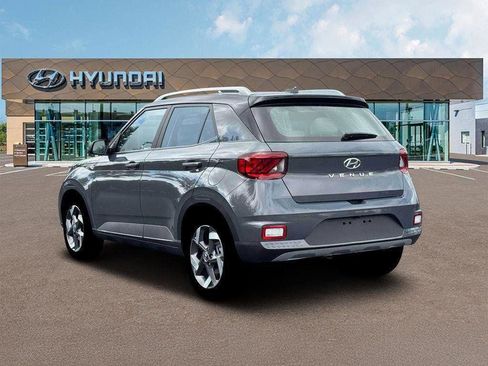 New 2026 Hyundai Venue SEL image 5