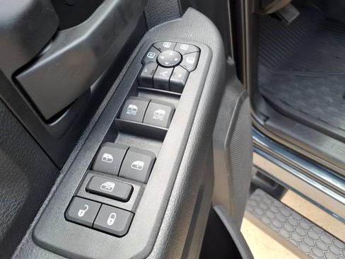 New 2026 RAM 2500 Tradesman AWD/4WD image 21