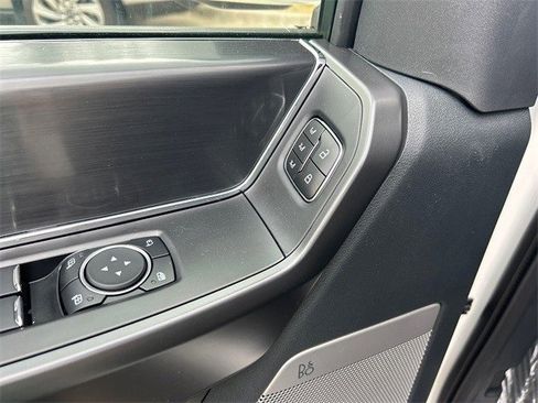 New 2025 Ford F150 Lariat w/ Equipment Group 501A Mid image 21