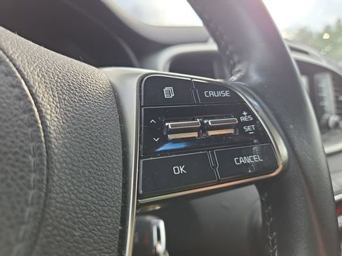 Certified 2019 Kia Sorento AWD w/ LX Convenience Package image 23
