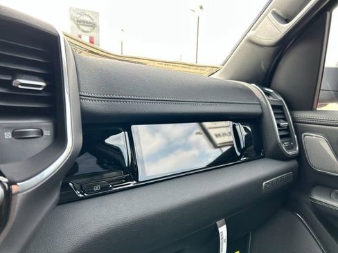 New 2026 RAM 1500 Laramie AWD/4WD image 47