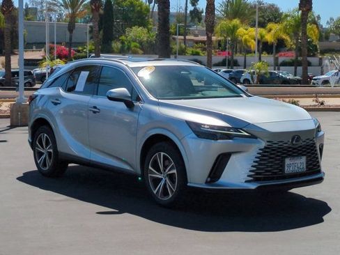 Used 2024 Lexus RX 350 FWD w/ Technology Package image 3