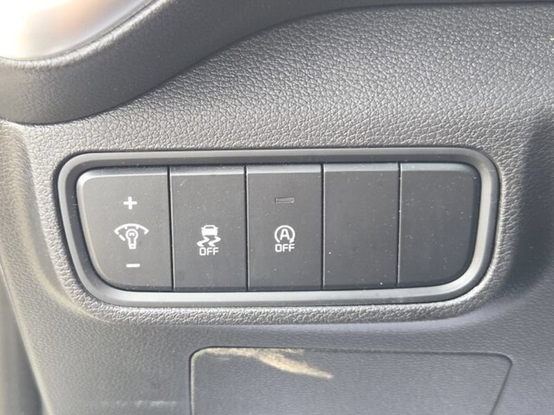 Used 2023 Kia Soul LX w/ Option Group 015 FWD image 25