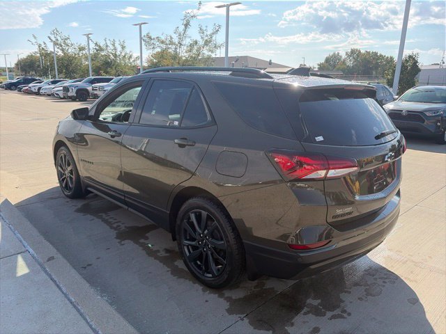 Used 2023 Chevrolet Equinox RS FWD image 5