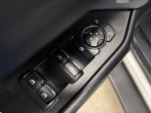 Certified 2021 Ford Expedition XLT RWD image 17