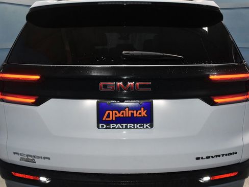 Used 2025 GMC Acadia Elevation image 27