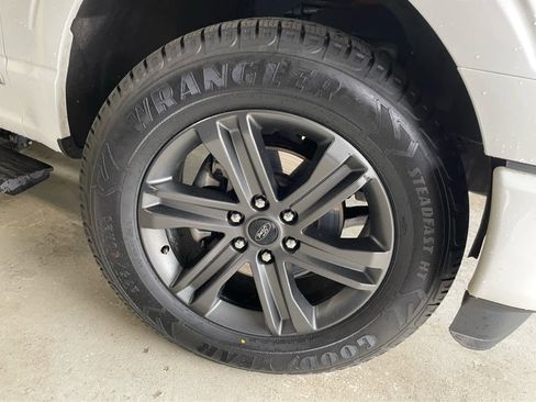 Used 2023 Ford F150 Lariat w/ Equipment Group 502A High image 49