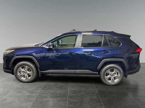 New 2025 Toyota RAV4 XLE image 4