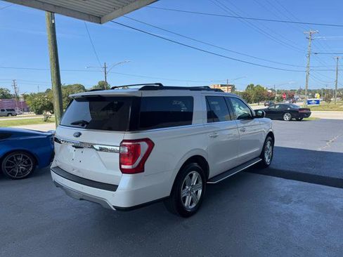 Used 2018 Ford Expedition Max XLT w/ Equipment Group 202A AWD/4WD image 5