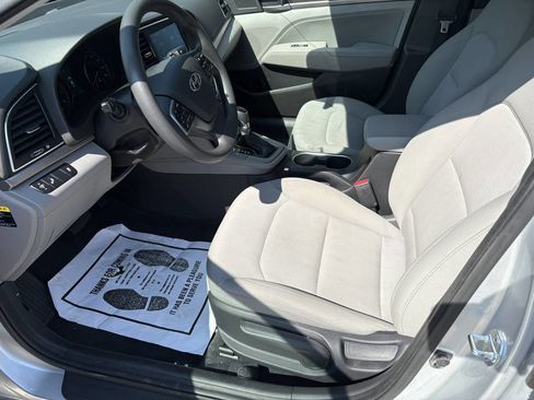 Used 2018 Hyundai Elantra SEL image 11
