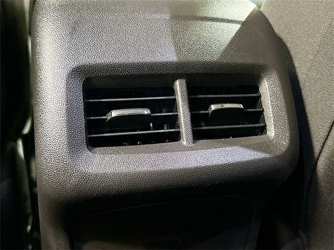 Used 2023 Chevrolet Equinox LS w/ LS Convenience Package image 26