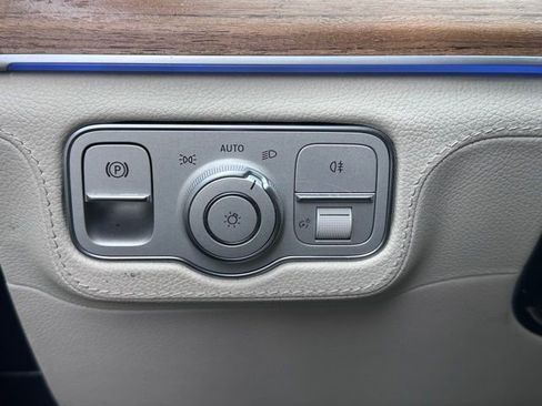 Used 2024 Mercedes-Benz GLE 350 4MATIC image 14