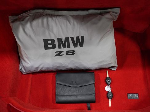 Used 2000 BMW Z8 RWD image 38