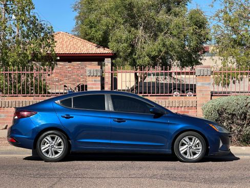 Used 2020 Hyundai Elantra SEL image 9