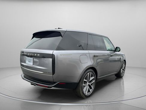 New 2025 Land Rover Range Rover SE image 6
