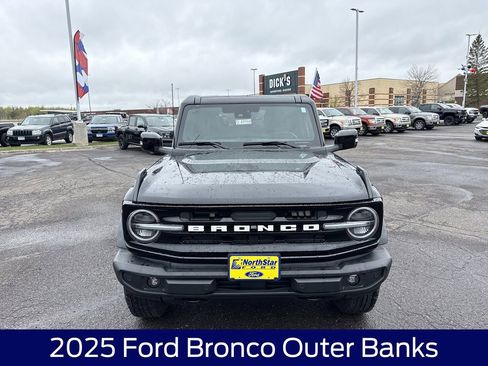 Used 2025 Ford Bronco Outer Banks AWD/4WD image 4