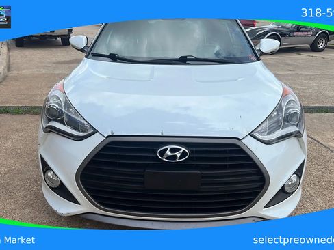 Used 2016 Hyundai Veloster Turbo w/ Option Group 04 FWD image 2