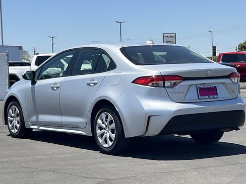 Used 2026 Toyota Corolla LE FWD image 7