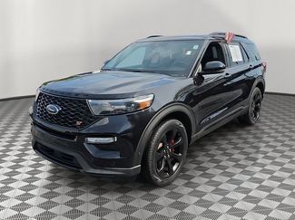 Used 2023 Ford Explorer ST w/ Equipment Group 401A AWD/4WD video 3