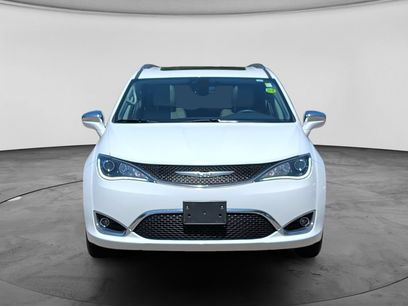 Used 2019 Chrysler Pacifica Limited
