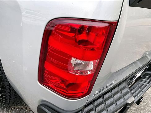 Used 2010 Chevrolet Silverado 1500 LT w/ Power Pack Plus image 24