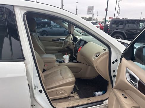 Used 2014 Nissan Pathfinder SL w/ Trailer Tow Package image 20