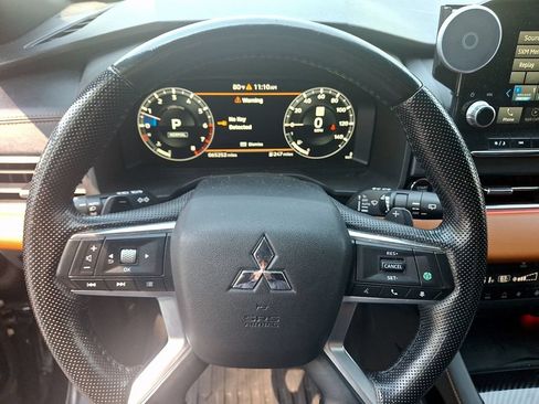 Used 2022 Mitsubishi Outlander SEL AWD/4WD image 22