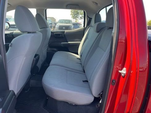 Used 2017 Toyota Tacoma SR w/ SR Convenience Package image 7