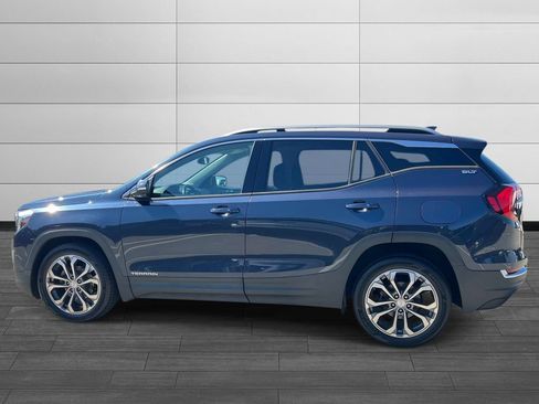 Used 2019 GMC Terrain SLT w/ Preferred Package FWD image 2