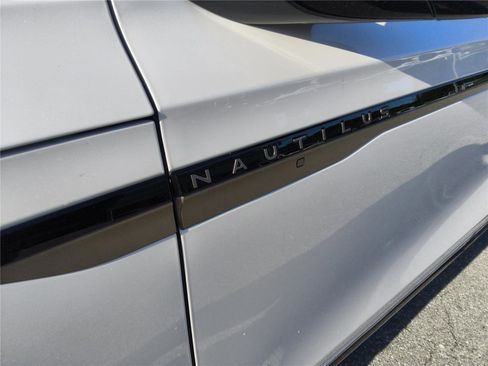 New 2026 Lincoln Nautilus Black Label AWD/4WD image 10