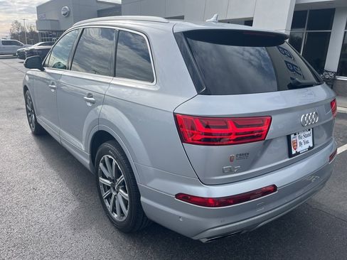Used 2019 Audi Q7 3.0T Premium Plus w/ Premium Plus Package image 3