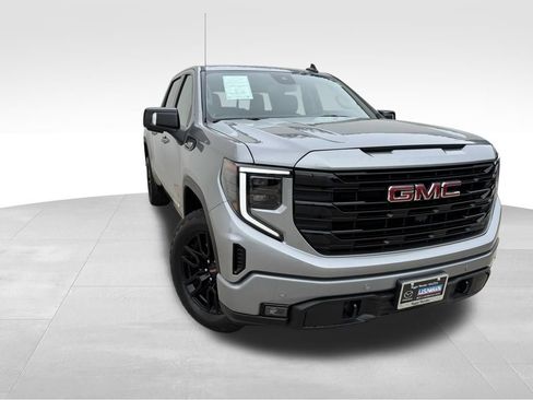Used 2024 GMC Sierra 1500 Elevation w/ Elevation Premium Package RWD image 2