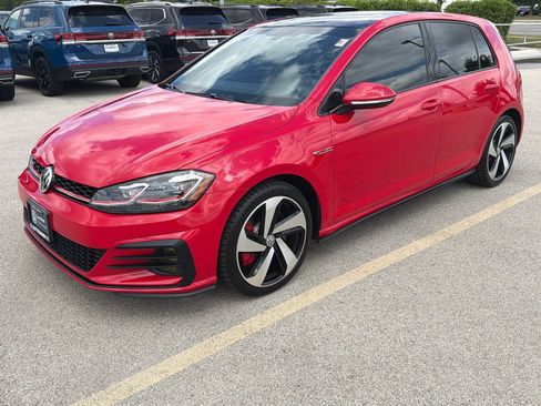 Certified 2020 Volkswagen GTI SE FWD image 3