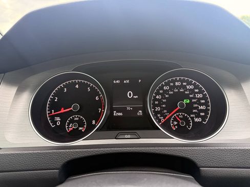 Used 2015 Volkswagen Golf S FWD image 12