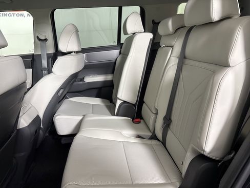 Used 2025 Hyundai Santa Fe SEL image 20