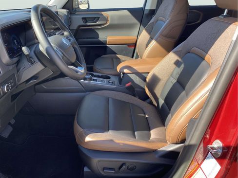 Used 2025 Ford Bronco Sport Outer Banks w/ Outer Banks Tech Package+ AWD/4WD image 14