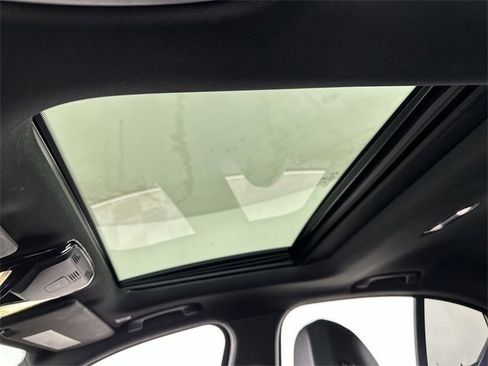 Used 2019 BMW 330i xDrive Sedan w/ Premium Package image 19