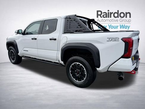 Used 2024 Toyota Tacoma TRD Off-Road w/ TRD Off Road Upgrade Package AWD/4WD image 12