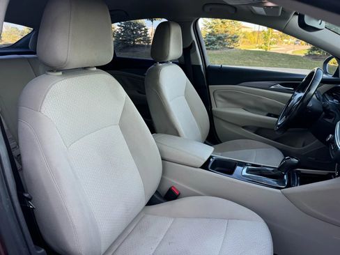 Used 2018 Buick Regal Preferred w/ Sights and Sounds Package image 21