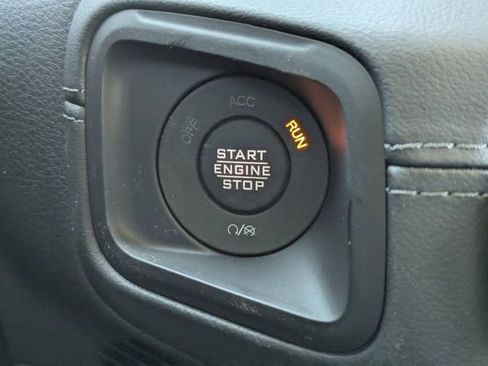 New 2026 Jeep Gladiator Sport image 32