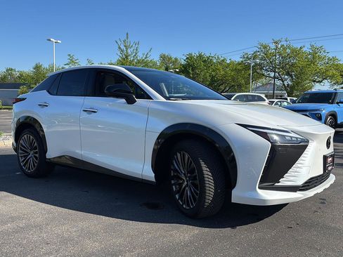 Used 2023 Lexus RZ 450e Premium w/ Accessory Package (2T) AWD/4WD image 6