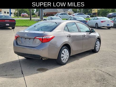 Used 2015 Toyota Corolla LE FWD image 4