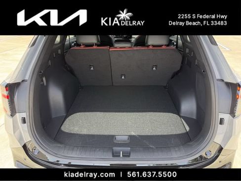 Used 2026 Kia Sportage SX AWD/4WD image 8