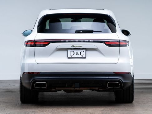 Used 2019 Porsche Cayenne E-Hybrid AWD/4WD image 5