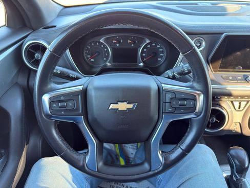 Used 2020 Chevrolet Blazer LT image 23