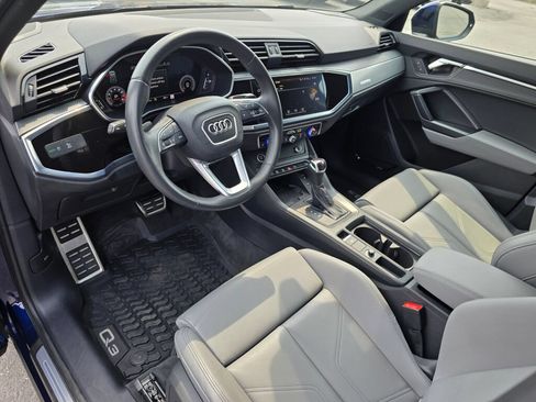 Used 2023 Audi Q3 2.0T Premium Plus w/ Premium Plus Package AWD/4WD image 2