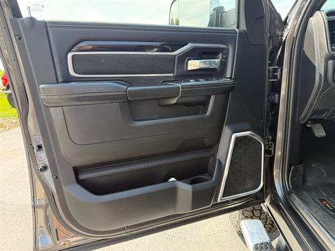 Used 2022 RAM 2500 Laramie AWD/4WD image 34