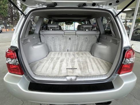 Used 2005 Toyota Highlander Limited image 12