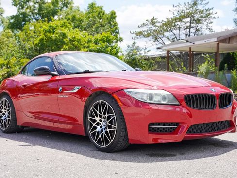 Used 2016 BMW Z4 sDrive35is RWD image 10